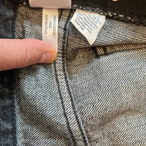 Madewell Relaxed Button Fly High Rise Cut Off Denim Shorts Calverley Wash Sz 27 - Picture 6 of 7